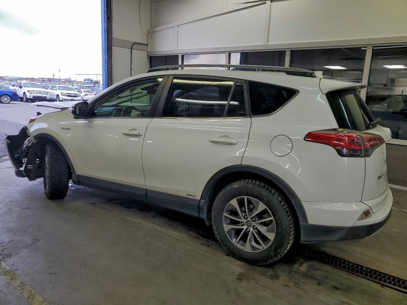 Фото 2 - TOYOTA RAV4