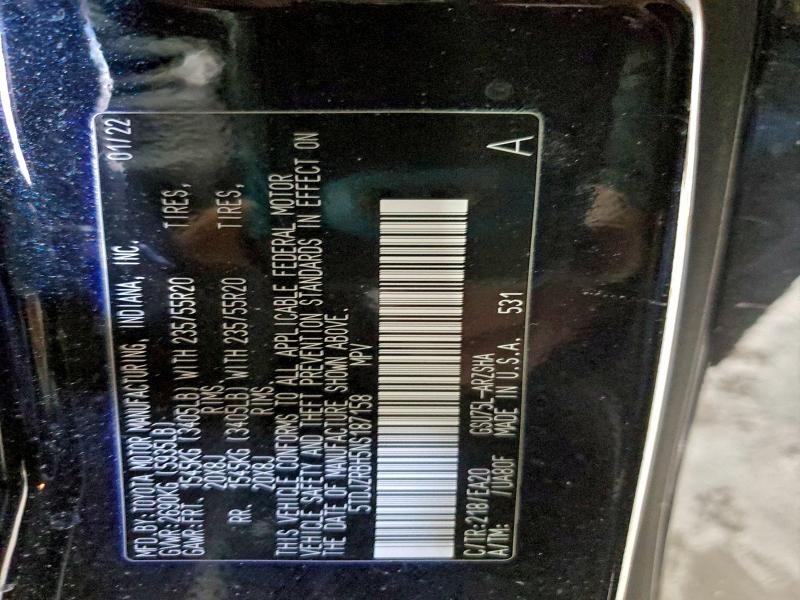 Фото 13 - TOYOTA HIGHLANDER