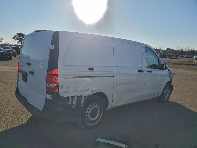 Фото 3 - MERCEDES-BENZ METRIS