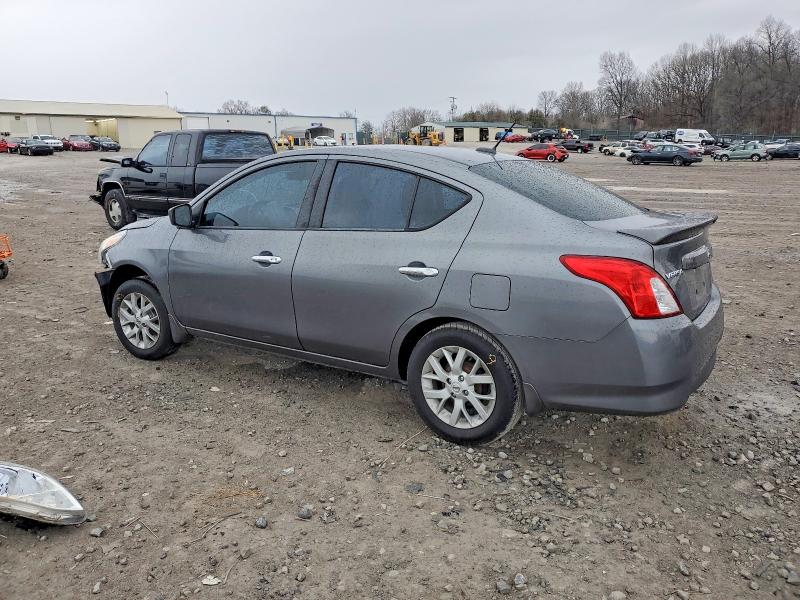 Фото 2 - NISSAN VERSA