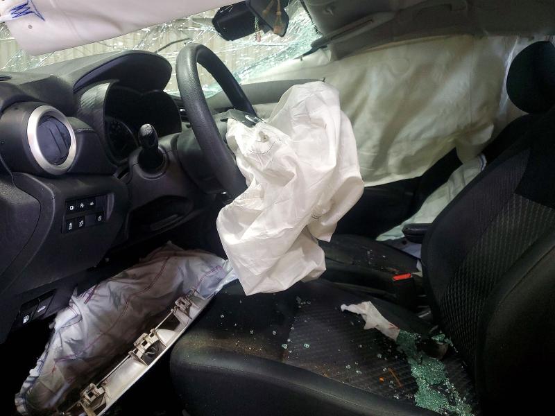 Фото 7 - NISSAN VERSA