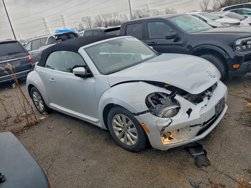 Фото 4 - VOLKSWAGEN BEETLE