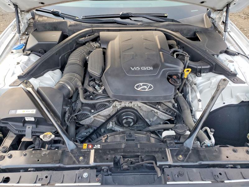 Фото 11 - HYUNDAI GENESIS