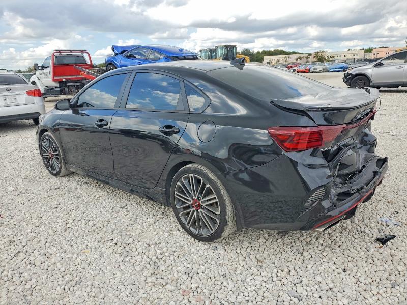 Фото 2 - KIA FORTE