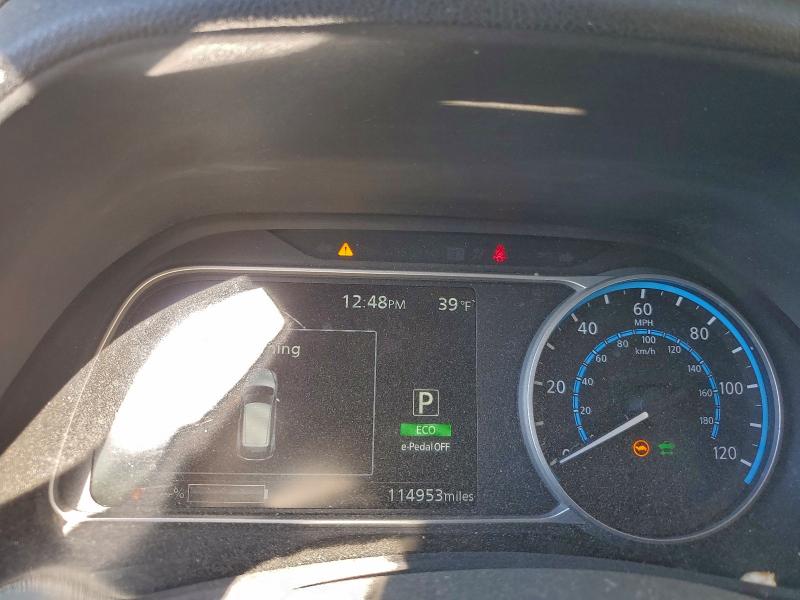 Фото 9 - NISSAN LEAF