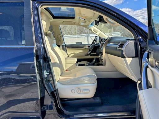 Фото 8 - LEXUS GX