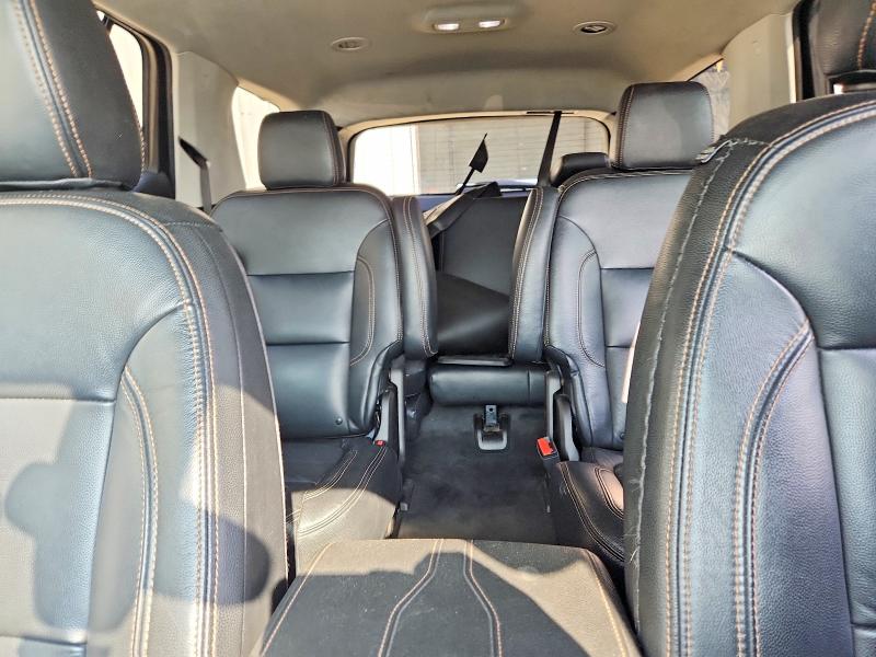 Фото 10 - CHEVROLET TRAVERSE