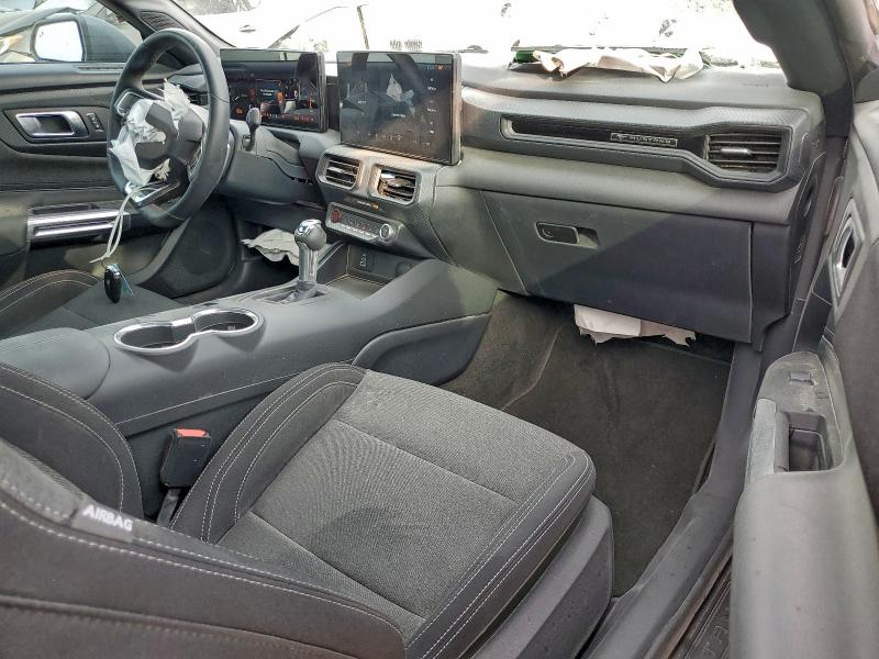 Фото 11 - FORD MUSTANG