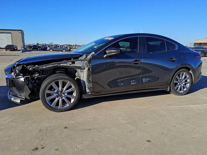 Фото 1 - MAZDA 3