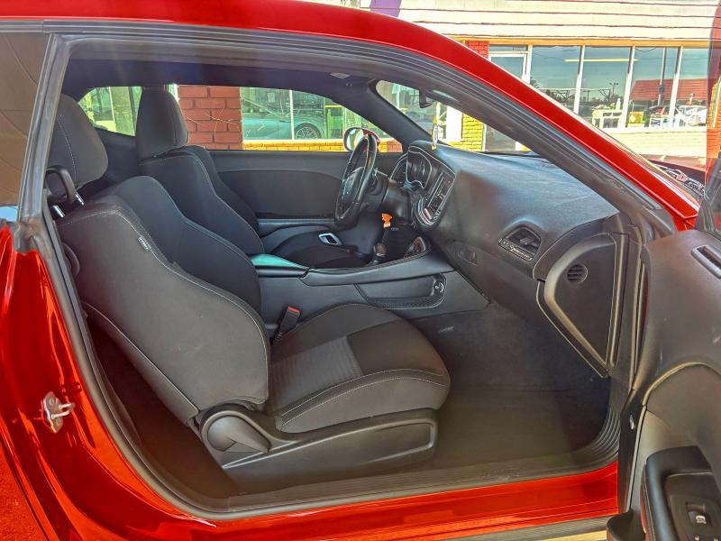 Фото 5 - DODGE CHALLENGER