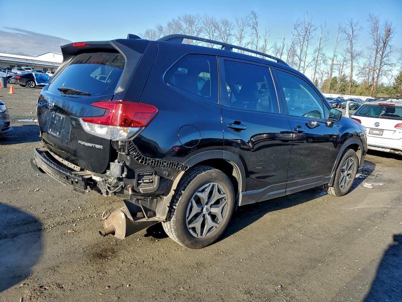 Фото 3 - SUBARU FORESTER