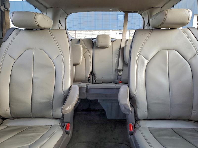 Фото 10 - CHRYSLER PACIFICA