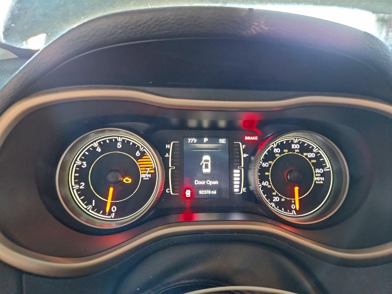 Фото 9 - JEEP GRAND CHER