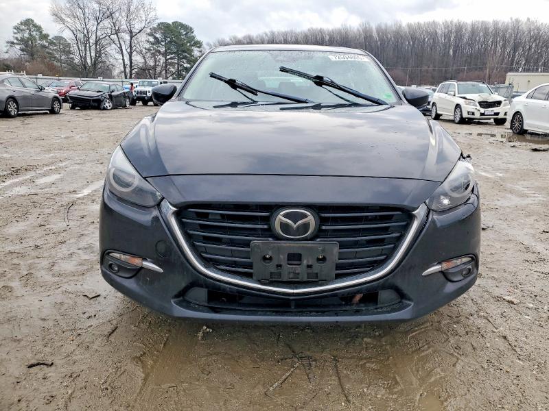 Фото 5 - MAZDA 3