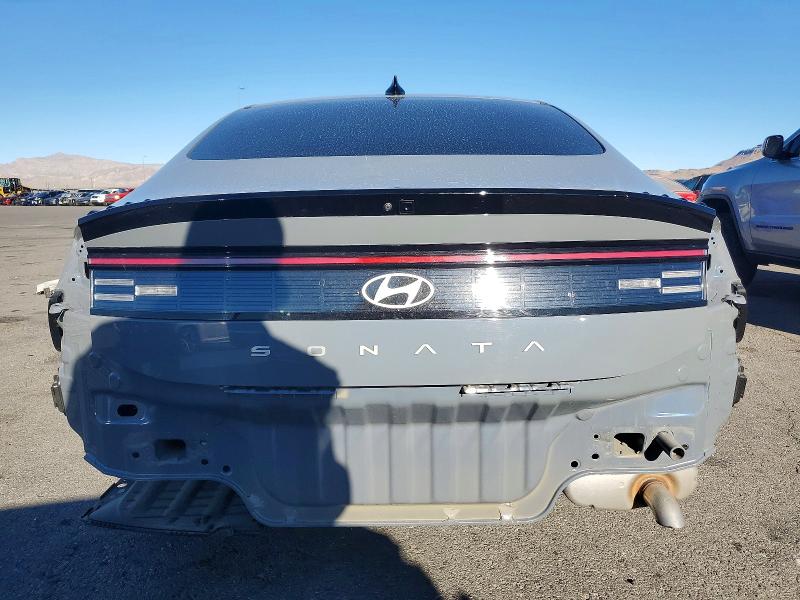 Фото 6 - HYUNDAI SONATA