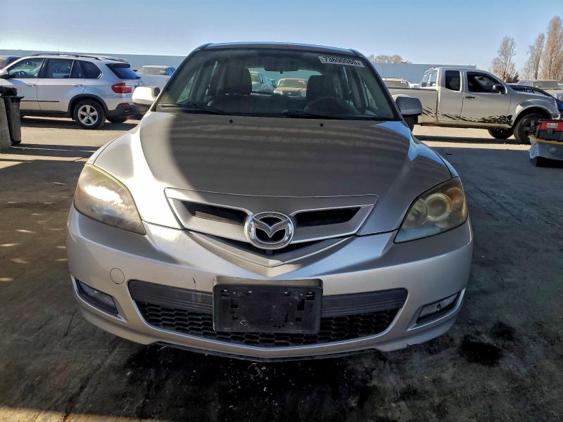 Фото 5 - MAZDA 3