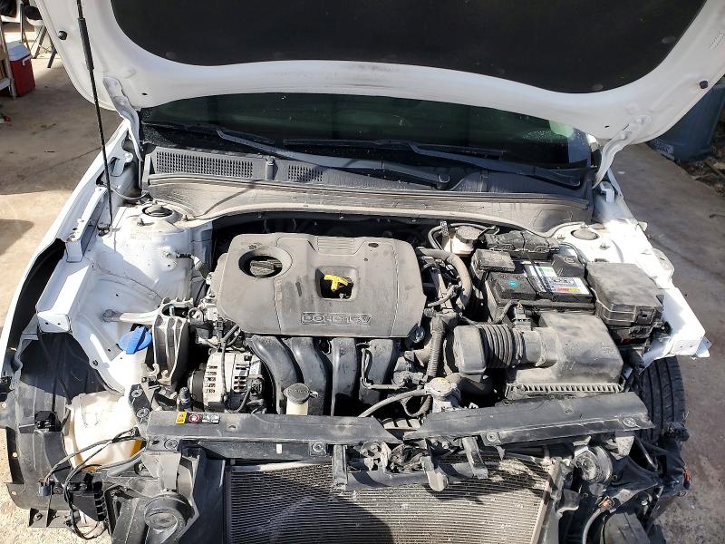 Фото 11 - KIA FORTE