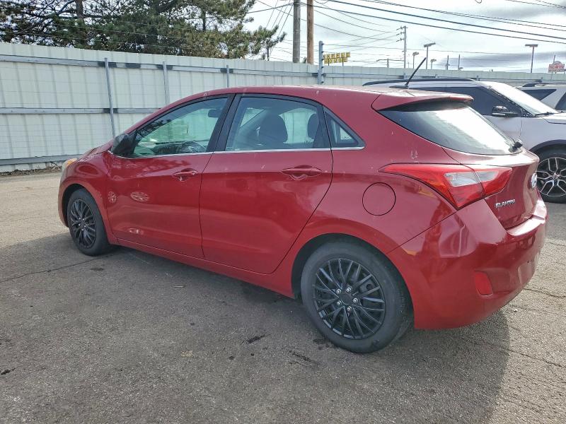 Фото 2 - HYUNDAI ELANTRA