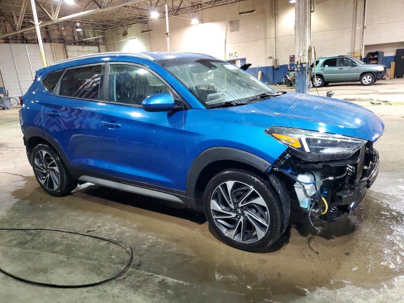 Фото 4 - HYUNDAI TUCSON