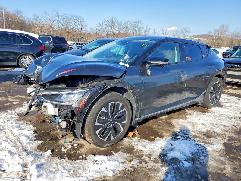 Фото 1 - KIA EV6 LIGHT