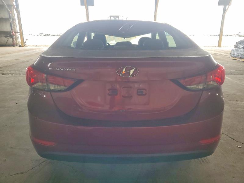 Фото 6 - HYUNDAI ELANTRA