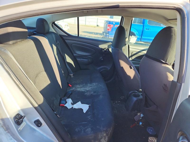 Фото 10 - NISSAN VERSA