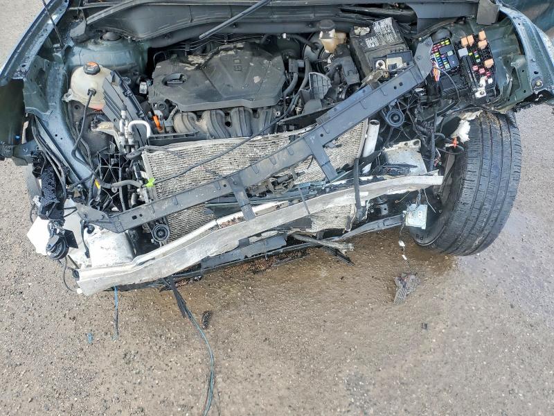 Фото 12 - KIA SORENTO