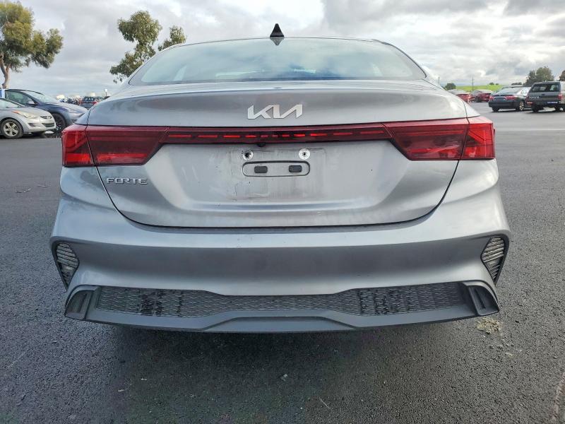 Фото 6 - KIA FORTE