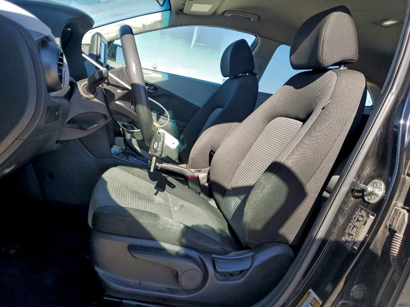 Фото 7 - HYUNDAI KONA