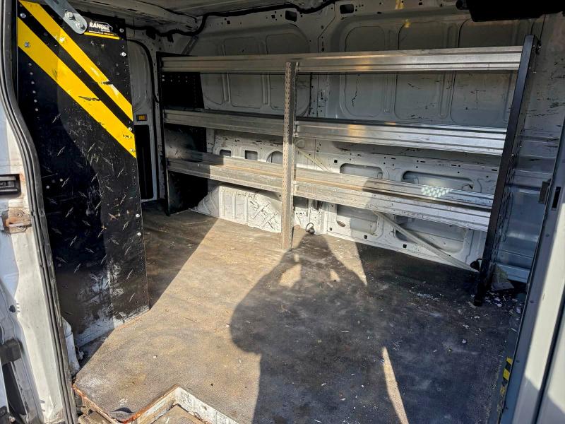 Фото 6 - FORD TRANSIT