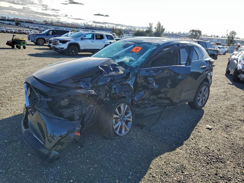 Фото 1 - MAZDA CX30