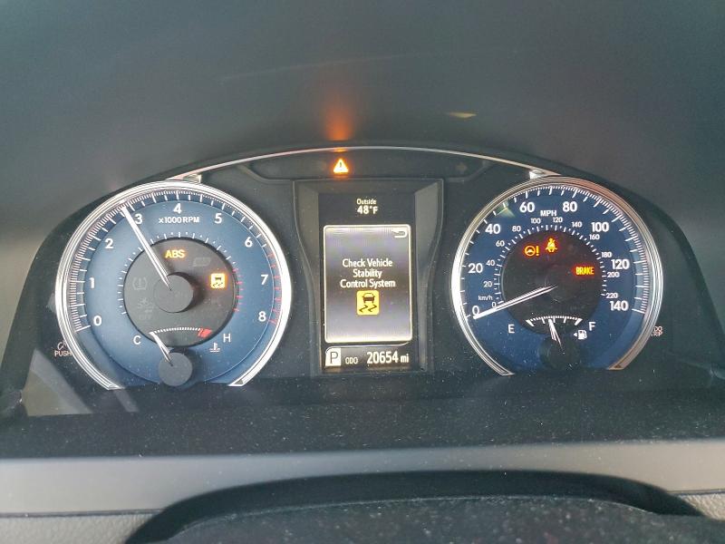 Фото 9 - TOYOTA CAMRY