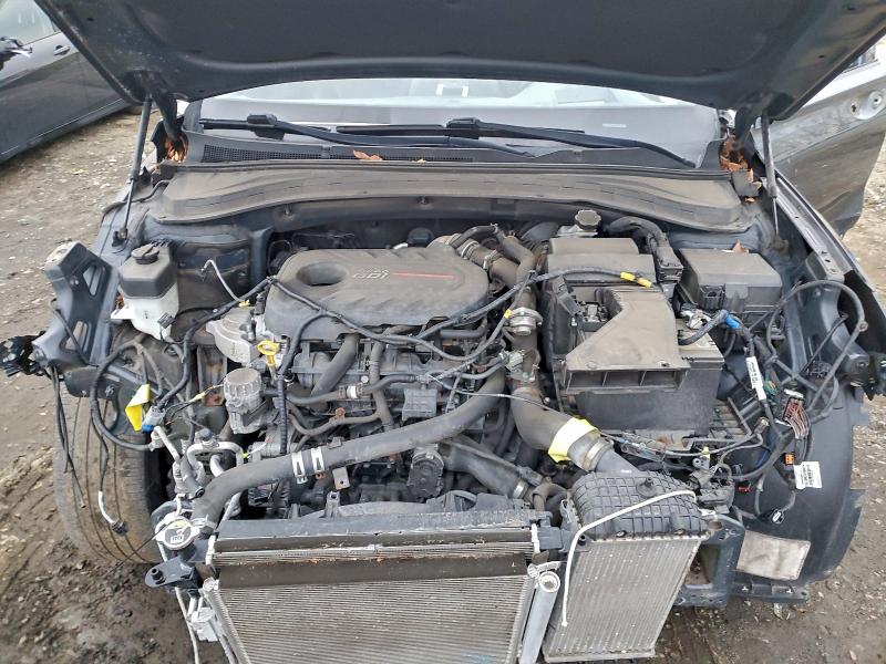 Фото 12 - HYUNDAI SANTA FE