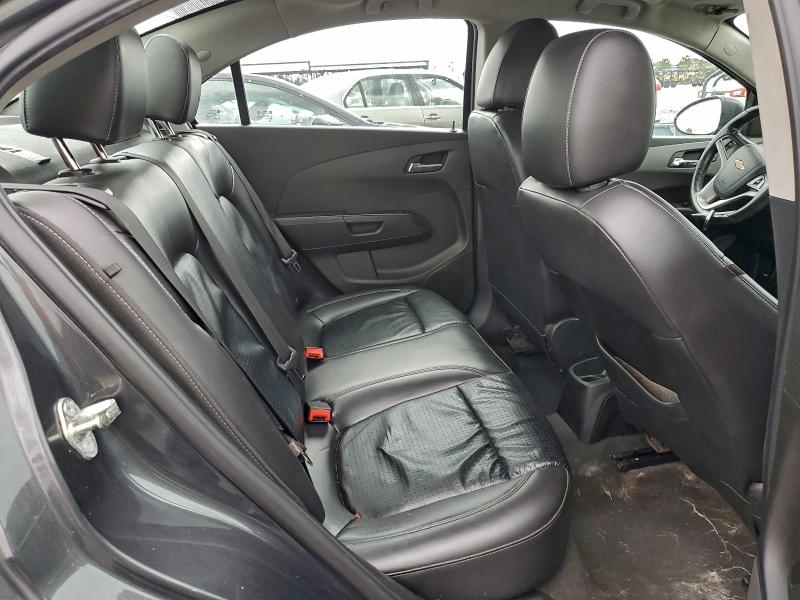 Фото 10 - CHEVROLET SONIC