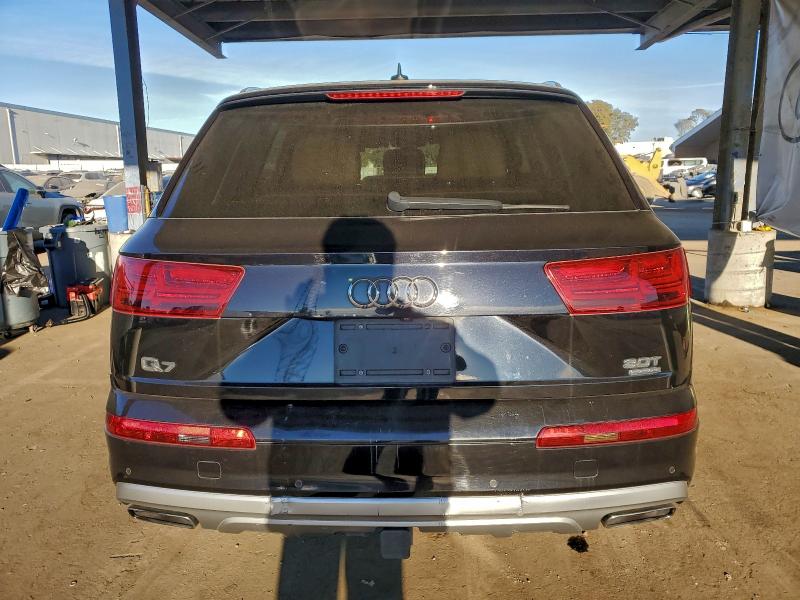 Фото 6 - AUDI Q7