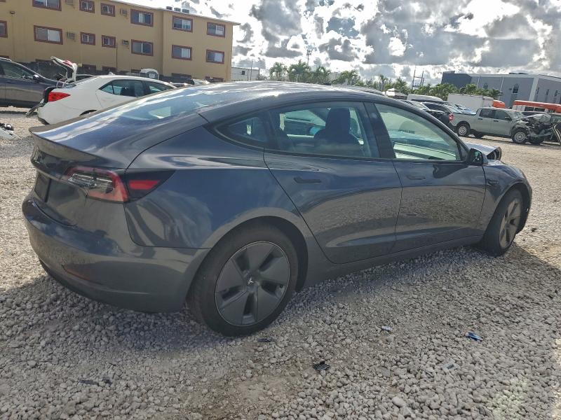 Фото 3 - TESLA MODEL 3