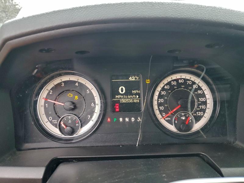 Фото 9 - RAM 1500