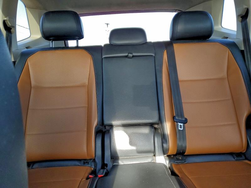 Фото 10 - VOLKSWAGEN TIGUAN