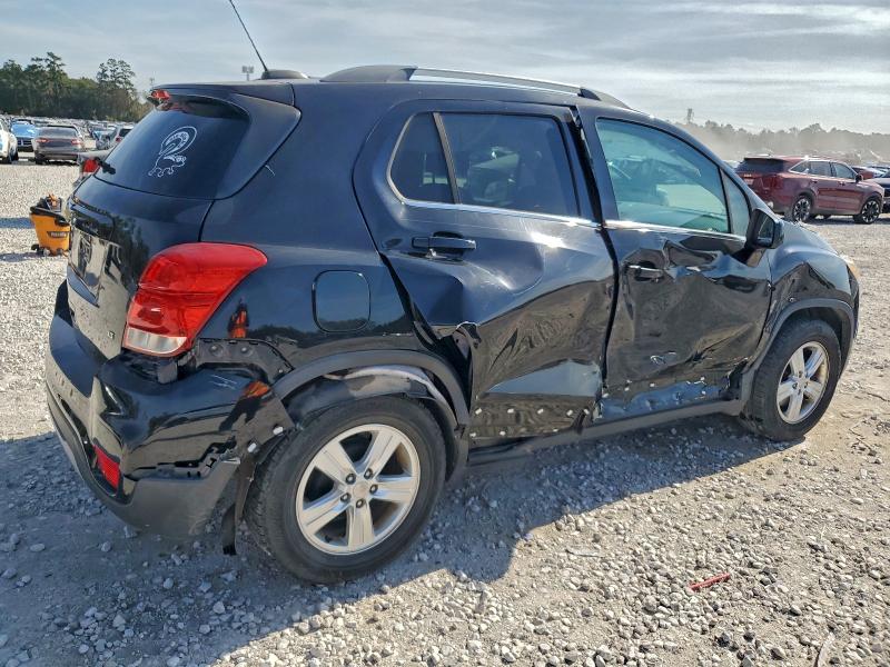 Фото 3 - CHEVROLET TRAX