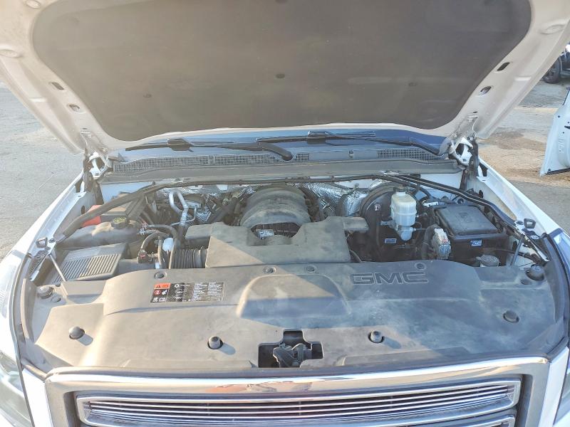 Фото 12 - GMC YUKON