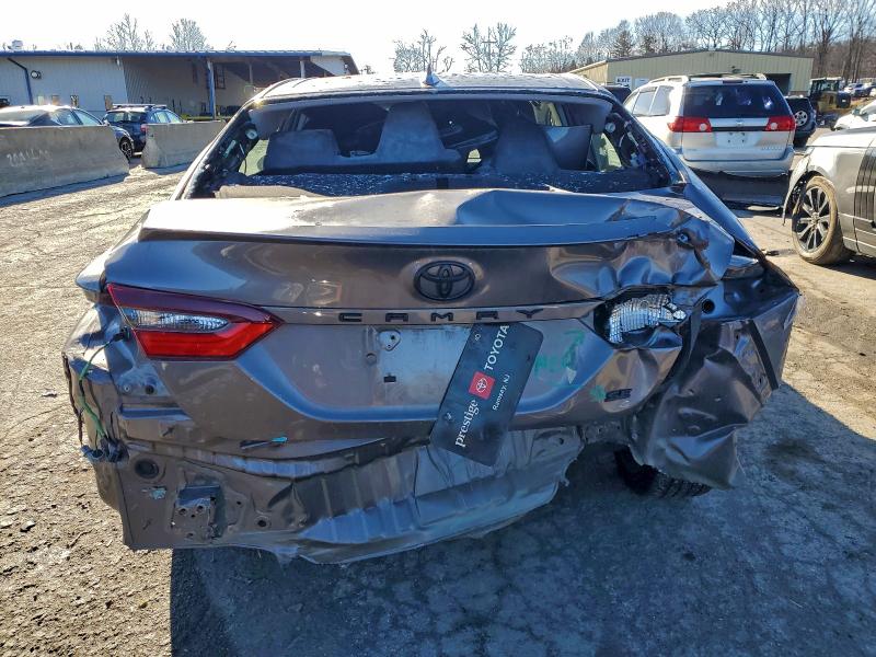 Фото 6 - TOYOTA CAMRY