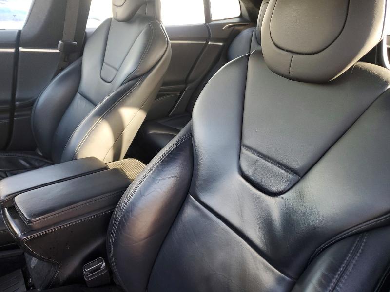 Фото 10 - TESLA MODEL S