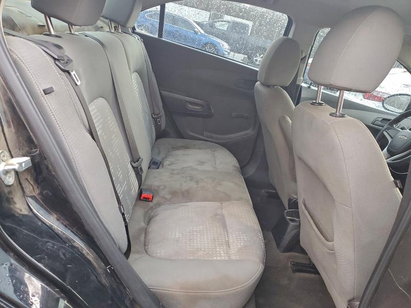 Фото 10 - CHEVROLET SONIC