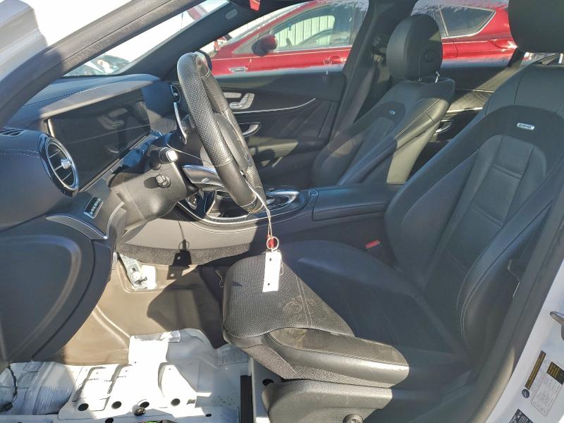 Фото 7 - MERCEDES-BENZ E-CLASS