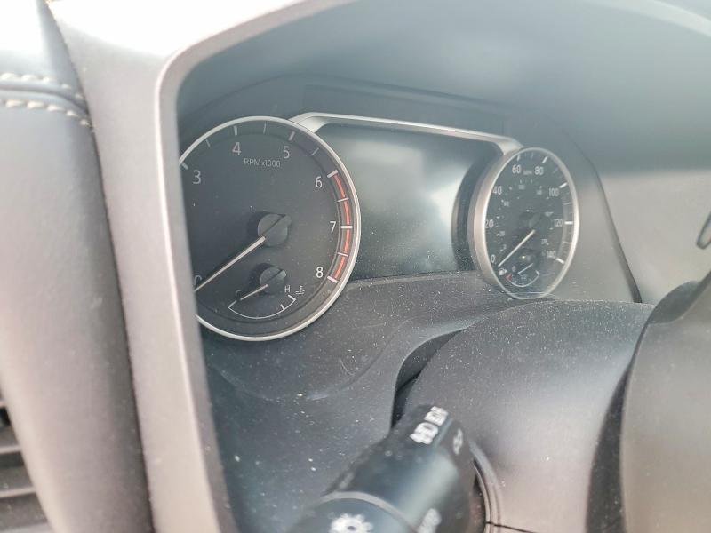 Фото 9 - NISSAN ROGUE