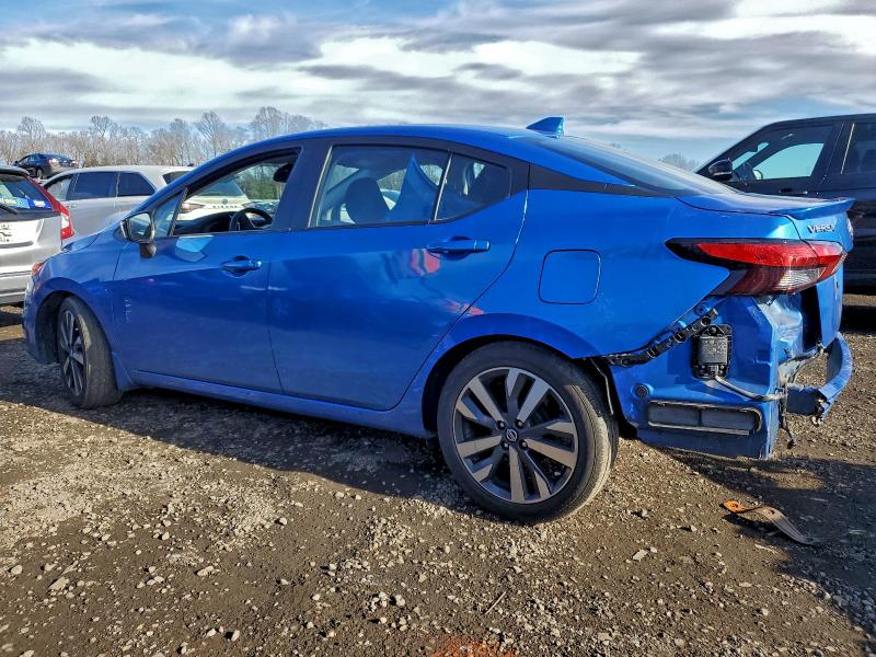 Фото 2 - NISSAN VERSA