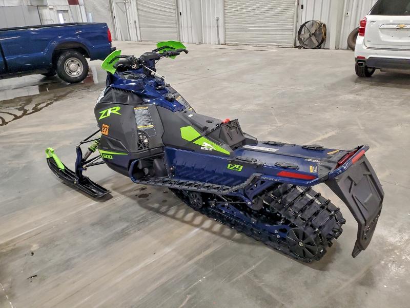 ARCTIC-CAT SNOWMOBILE 2024
