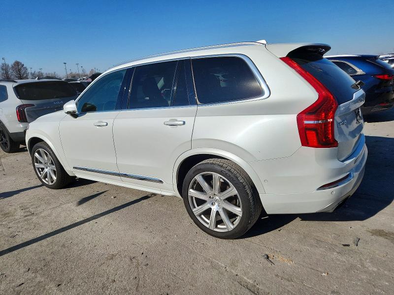 Фото 2 - VOLVO XC90