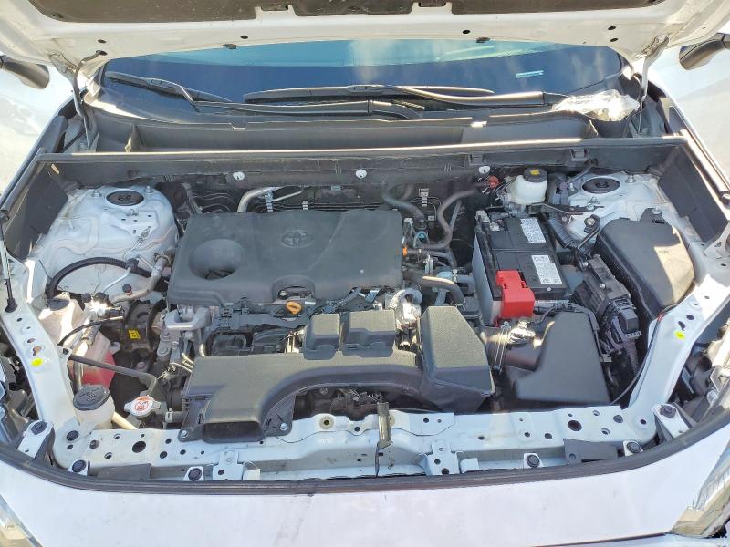 Фото 12 - TOYOTA RAV4