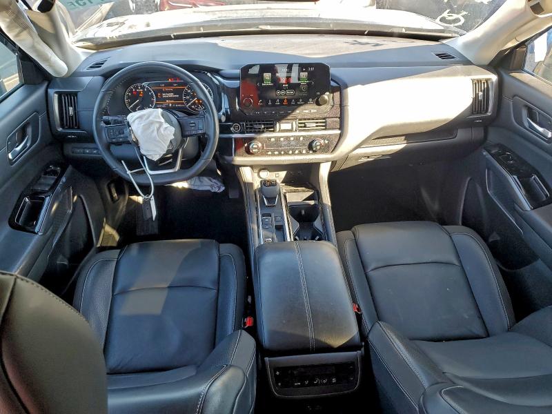 Фото 8 - NISSAN PATHFINDER